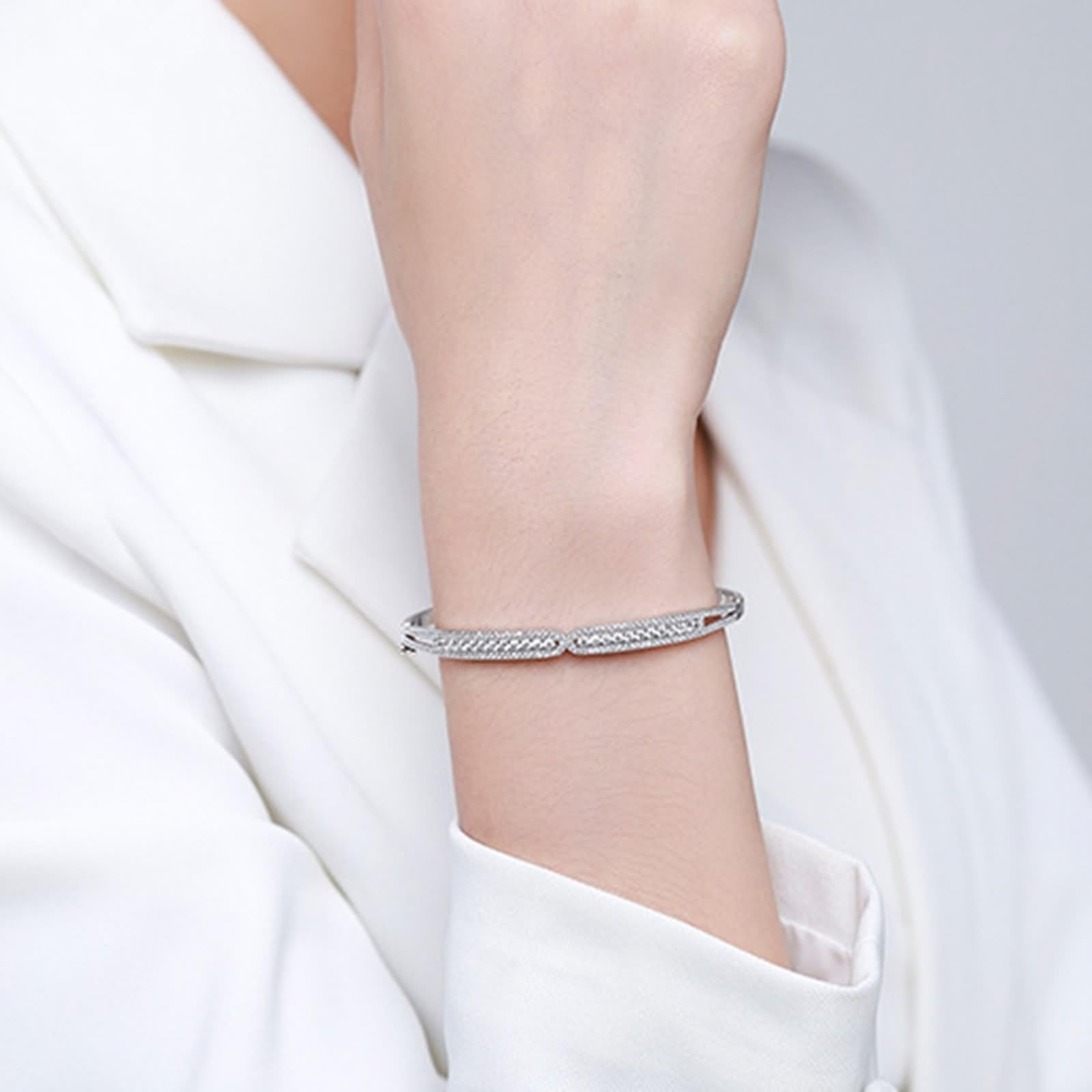 Pulseras para mujer a la moda, elegantes y brillantes con moissanita redonda, oro blanco/platino 950