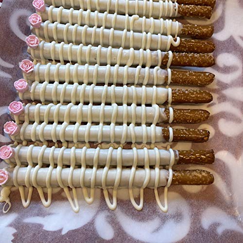 Set of 40 Mini Royal Icing Roses - Edible Cupcake Toppers - Petite Decorations (Pink)