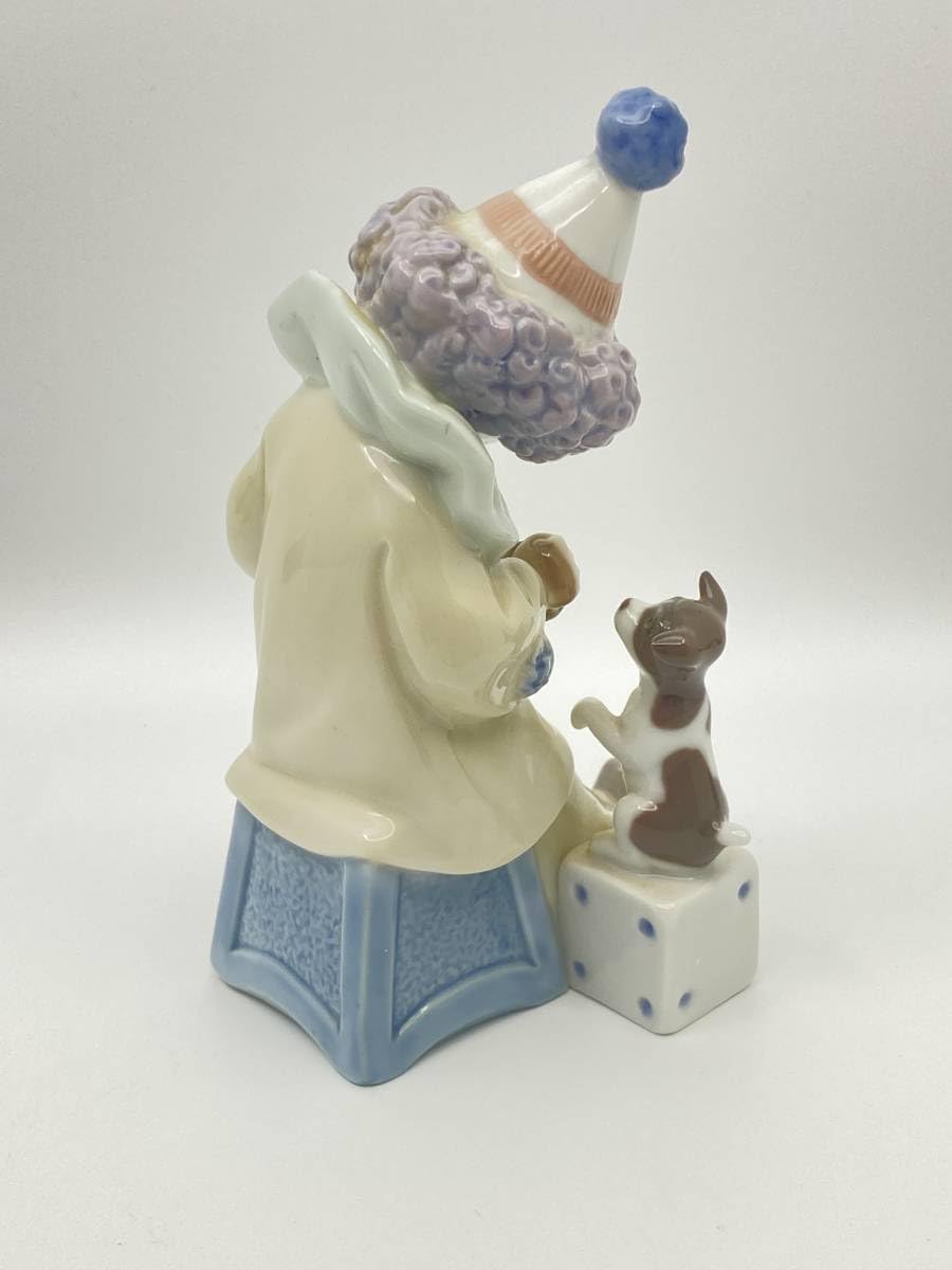 Amazon.co.jp: ＊ LLADRO リャドロ ＊ PIERROT WITH CONCERTINA