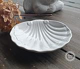 Flair Vitrine Seifenschale Seifenablage -Muschel- mittel 13 x 12 cm Keramik weiß Landhaus Shabby...