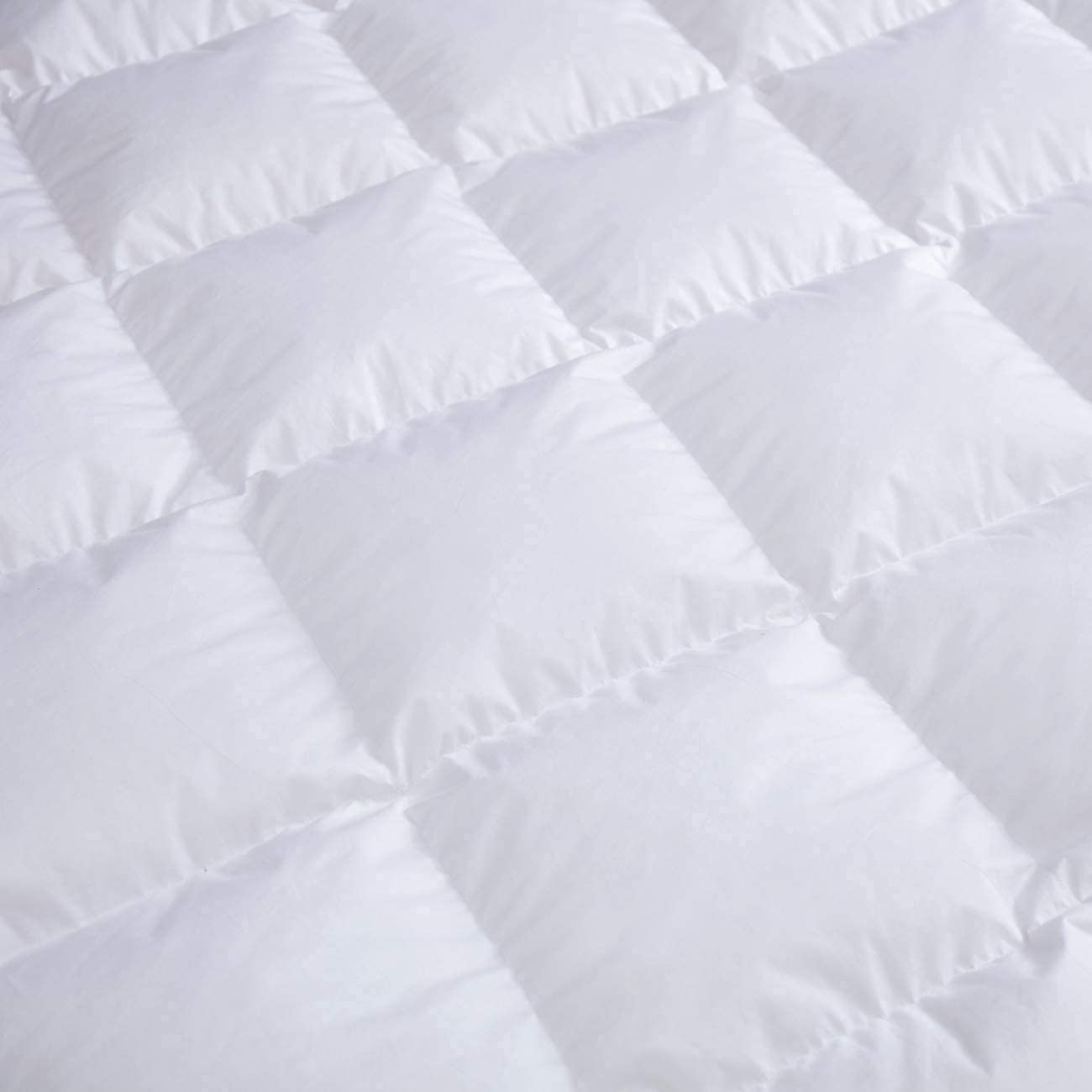 Maestro Duvet 1Pc White 144Tc Enriched Cotton Size: King 240 X 260 cm