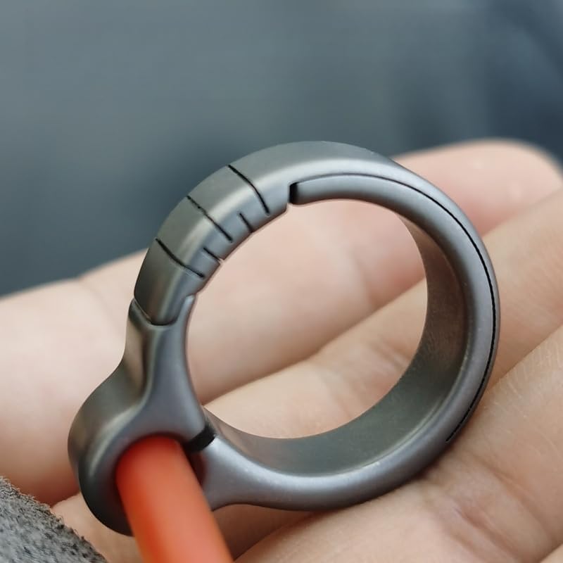 2pcs rameless Safety Leisure Finger Ring Slingshots Titanium Alloy Shooting Catapult