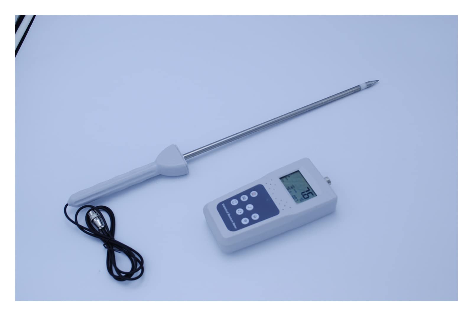 KMS680 Cyfrowy miernik wilgoci, tester typu pin, wilgotności dla papierowego drewnianego siana materiału, detektor z podświetleniem LCD Wyświetlacz,Niezawodny pomiar(Grass)