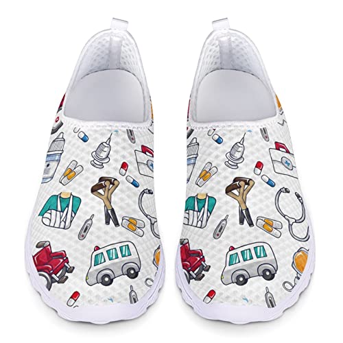 Dolyues Weißes Cartoon-Krankenhaus-Werkzeug-Muster-Frauen-Sportliche Slip-On-Schuhe, lässige leichte atmungsaktive Arbeits-Walking-Turnschuhe