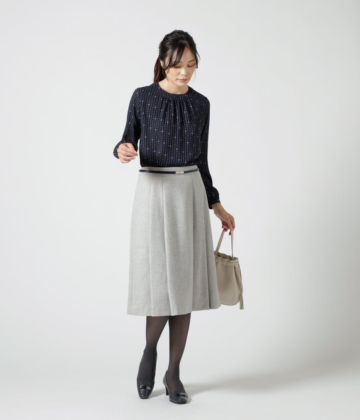 ホームスパン超美品 ダークグレー フレアスカート NEWYORKER