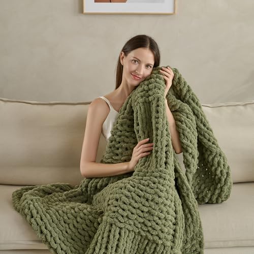 Soft Knitted Throw Blanket - 50x60 Inch Cozy & Lightweight All-Season Blanket, Wrinkle-Resistant Polyester for Couch, Bed, Sofa, Reading Nook (Green)