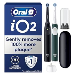 Oral-B iO2 Duo Electric Toothbrushes, 2 Gentle Care Toothbrush Heads, 1 Travel Case, 1 Travel Refill Holder, Toothbrush for Adults (Night Black and Forest Green), Designed by Braun, 2 Pin UK Plug