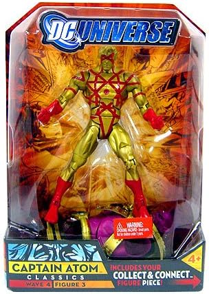 DC Universe Series 4 > Captain Atom (Gold Suit Variant) Action Figure