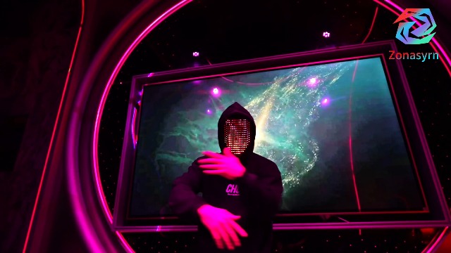 Amazon.com: Zonasyrn LED Mask with Gesture Sensing - 70 Patterns