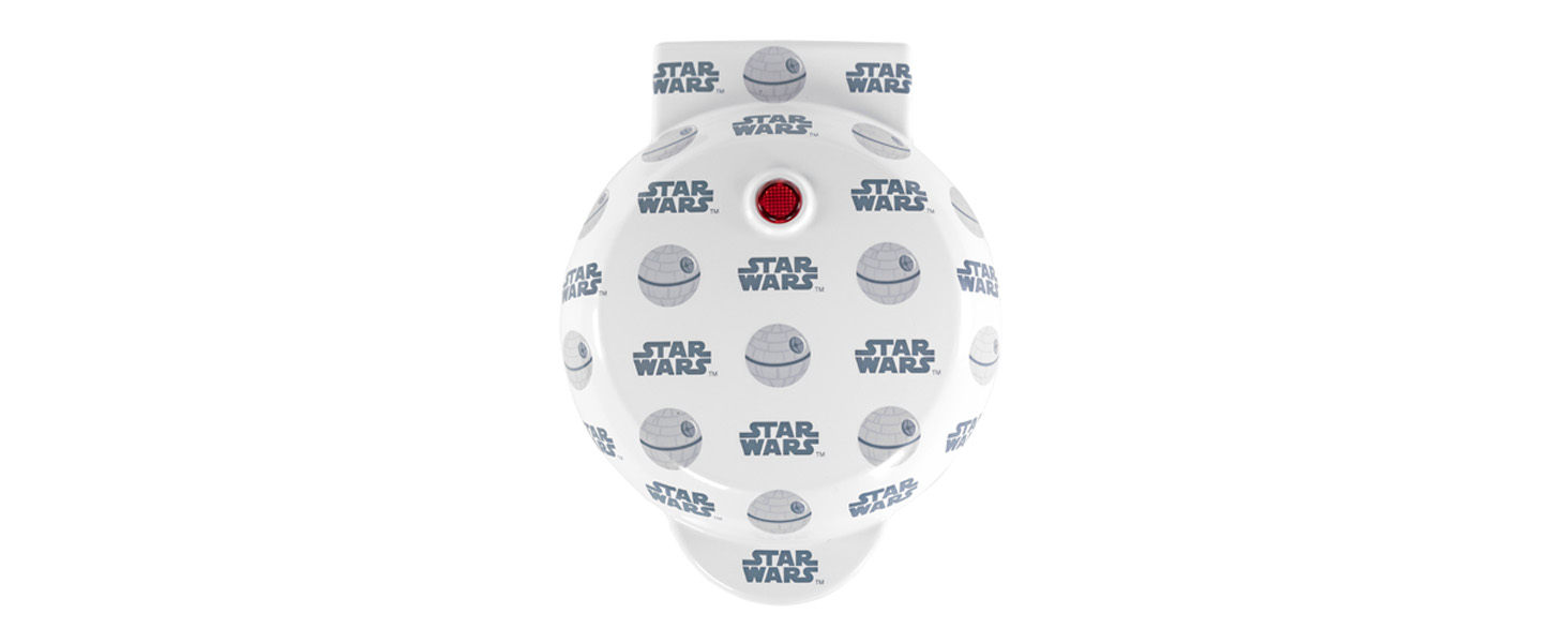Amazon.com: Uncanny Brands Death Star Mini Waffle Maker - Star