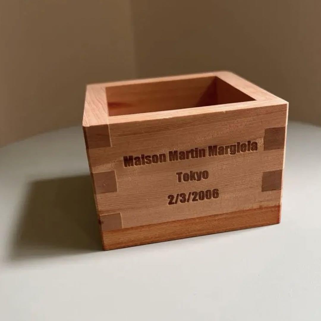 マルタンマルジェラ　非売品　升　足袋　初期　ノベルティ　13　アーティザナル Amazon.co.jp: マルタンマルジェラ 升 足袋 初期 ノベルティ 13