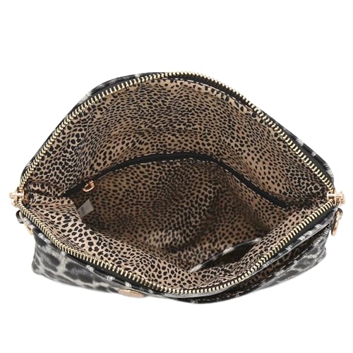 Image of FashionPuzzle Envelope Wristlet Clutch Crossbody Bag with Chain Strap