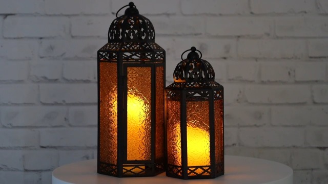 Casa Moro Lanterne orientale Suraya - 46 cm - Style shabby chic blanc doré - En métal - Photophore Ramadan avec anse - Debout et suspendu - Pour l'Aïd Mubarak - Décoration