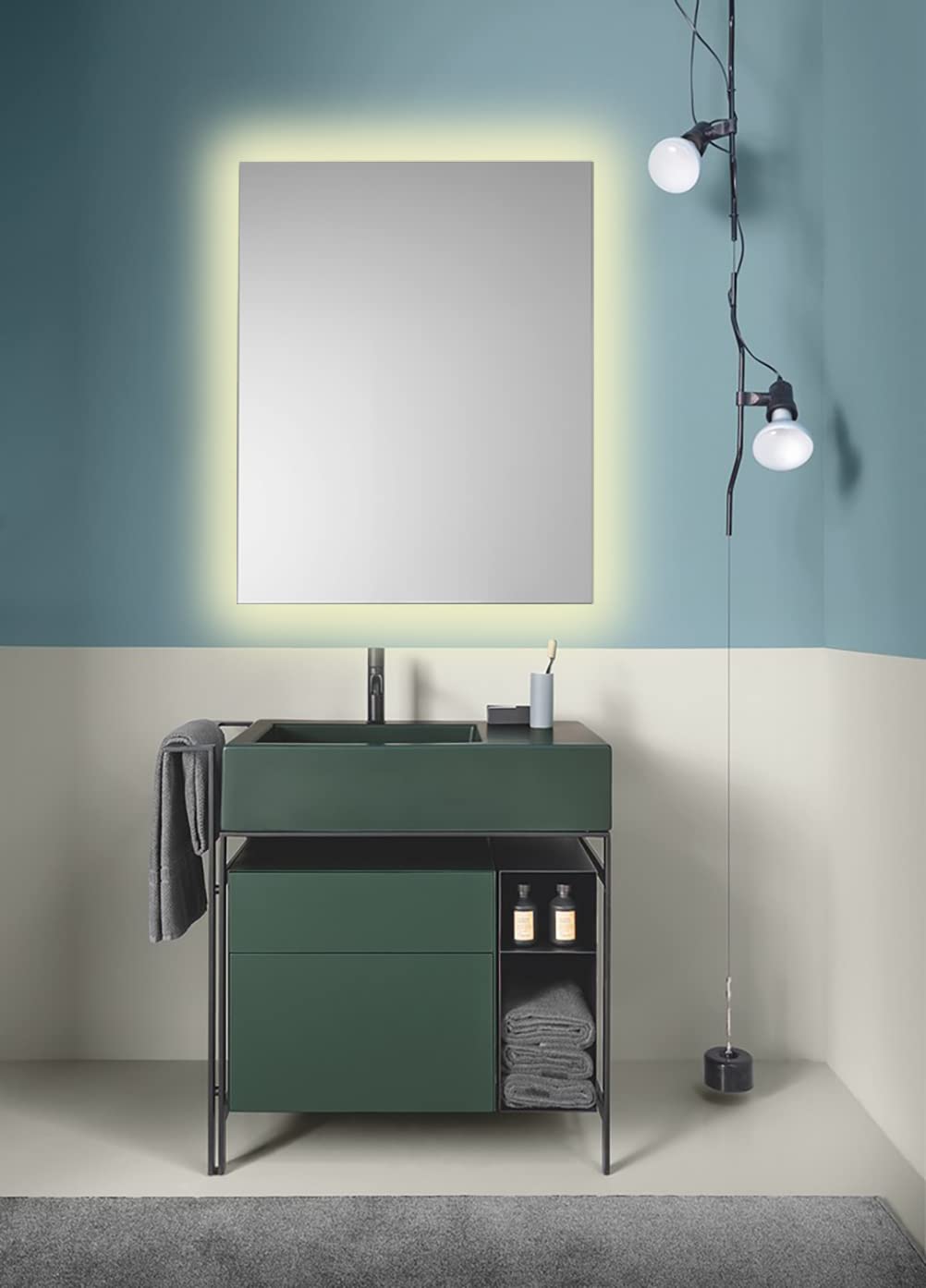 Espejo de Baño con Luz LED 80x100 ESTEL | Iluminación LED Cálida | Instalación Vertical | para Ambientes Húmedos | Plata Ecológica | Diseño Moderno y Liso, 80 x 100 cm Vertical, Vidrio