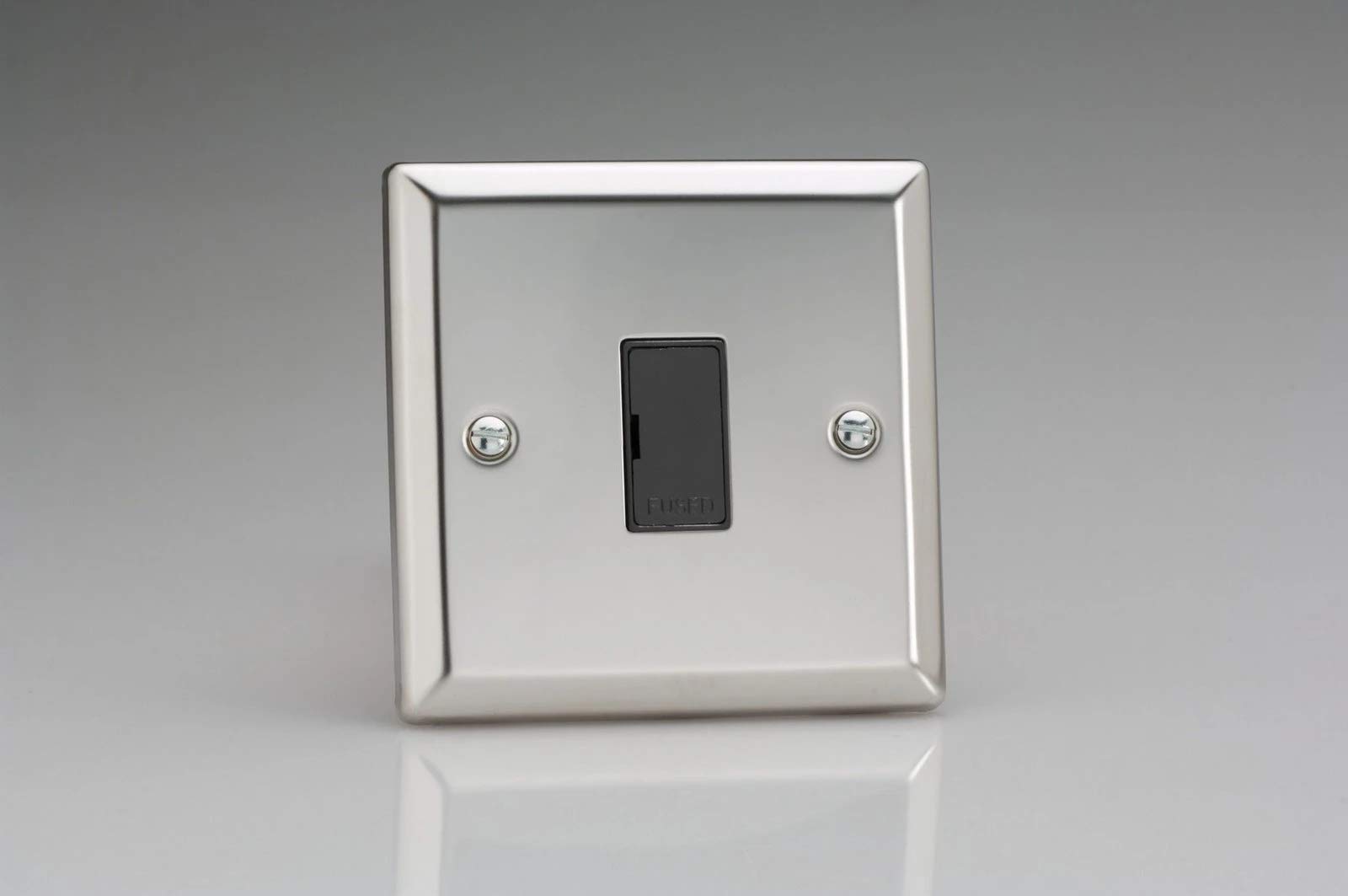 Varilight 13A Unswitched Fused Spur Mirror Chrome