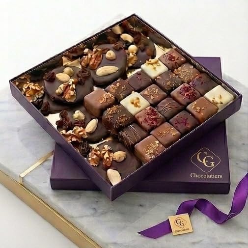CG CHOCOLATIERS - Boîte de Chocolats Excellence 300g Panier Garni Coffret Gourmand à Offrir Idéal pour Cadeau Fête des Mères Fête des Pères Anniversaire...