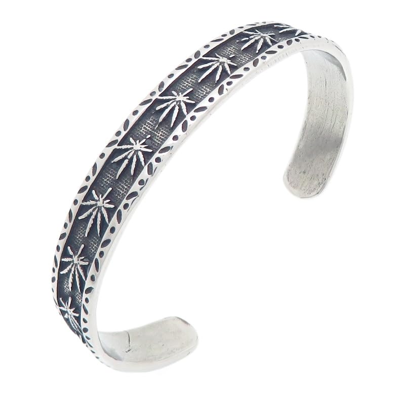 Titanium Steel Eye Pattern Cuff Bracelet for Men – Gothic Skull Maple Leaf Open Bangle