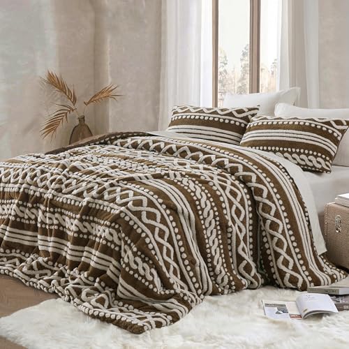 Image of Wonderful Tufted Boho Comforter Queen, 3 Piece Flanel Fair Isle Geometric Jacquard Lightweight Comforter with Washed Brushed Backing, Skin-Friendly Rustic Plush Blanket for All Season, Brown, 90 inchx90 inch