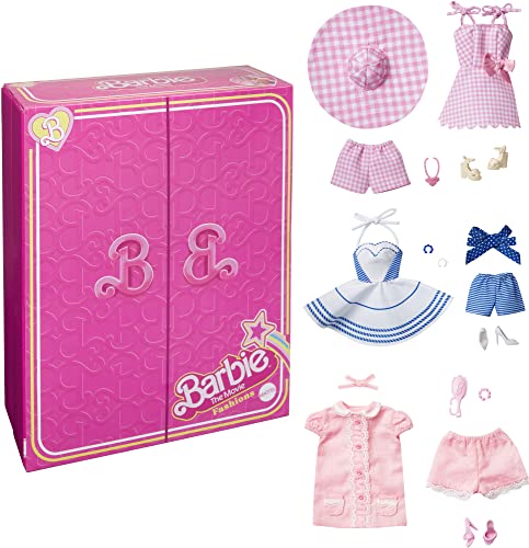 Barbie The Movie - Abiti film, Set di Abiti da Collezione con Tre outifit iconici Ispirati al film con Scarpe e Accessori Inclusi, Giocattolo per Bambini, 3+ Anni, HPK01