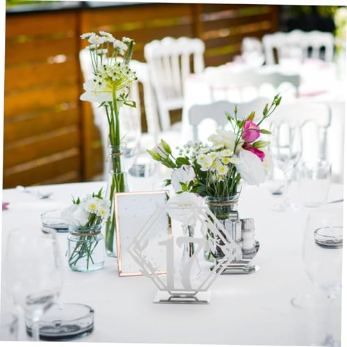 Numéros de table mariage acrylique pour placement invités sans stress