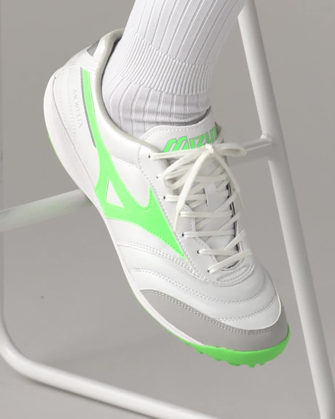 ミズノ モレリア SALA PRO TF(ホワイト×グリーン) モレリア SALA PRO TF／サッカーショップKAMO