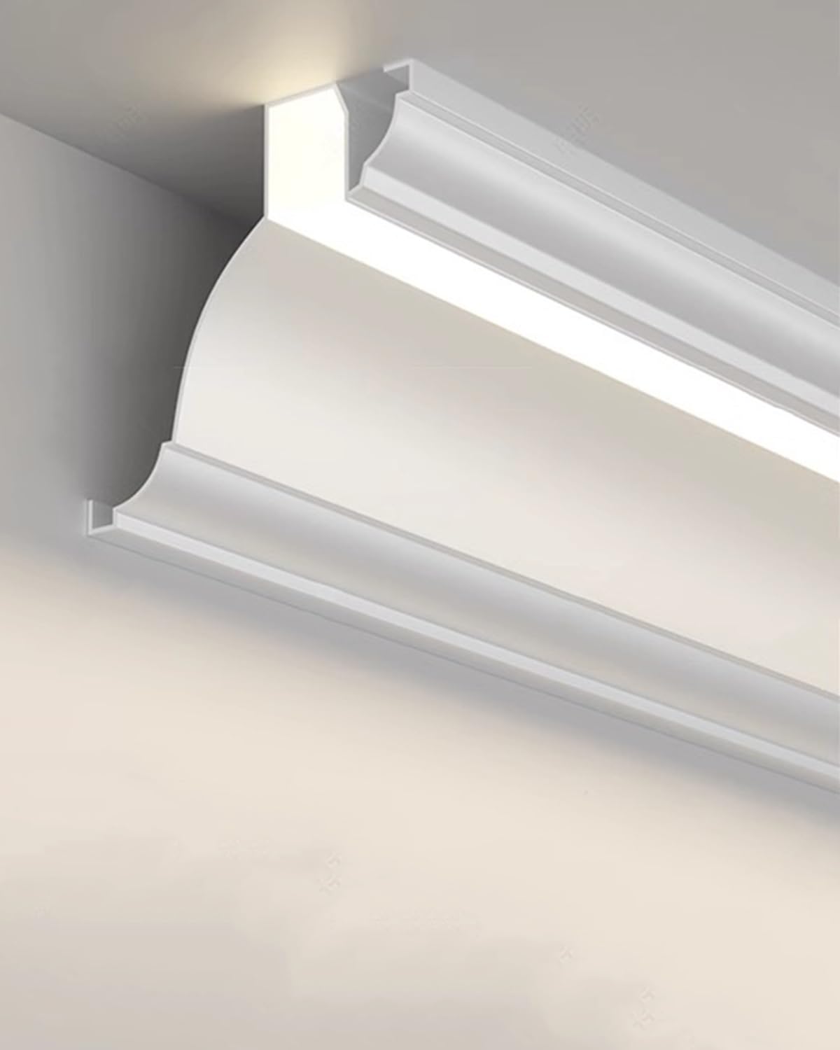 Moulures de Plafond LED : Supprimez les Éblouissements par Éclairage Indirect