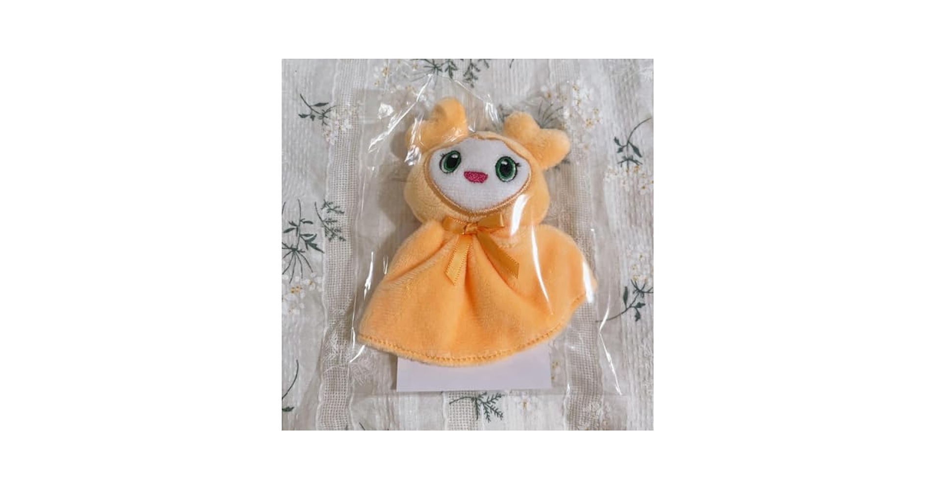 Amazon.co.jp: ? TWICE ジヒョ ラブリー ジブリー ぬいぐるみ