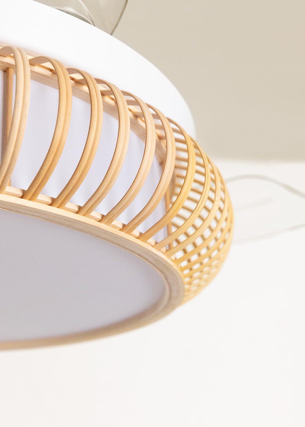 CREATE WINDCLEAR RATTAN/Ventilatore a soffitto con illuminazione bianca ovale con Wi-Fi e telecomando/6 velocità, funzionamento invernale estivo, ali retrattili, programmabili, 40 W, Ø 107 cm