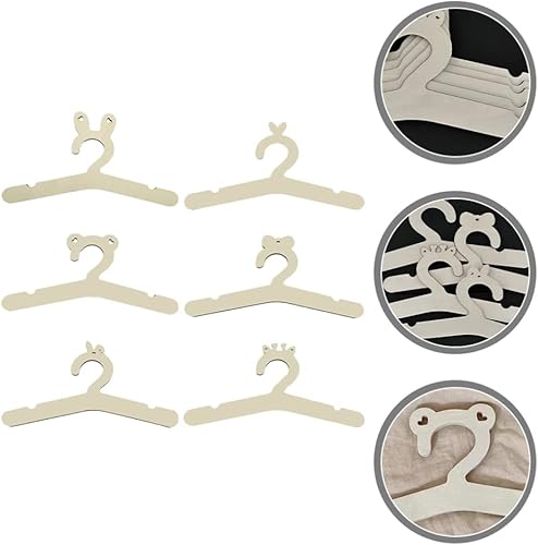 Miniatura 8 de Zerodeko Perchero de madera para vestir, paquete de 6 perchas en miniatura, organizadores de ropa para niños y niñas, muebles decorativos para el