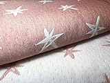 Colcha de Piqué en tejido de jacquard REVERSIBLE. Por un lado es blanco con estrellas en Gris y por el otro Gris con estrellas en blanco