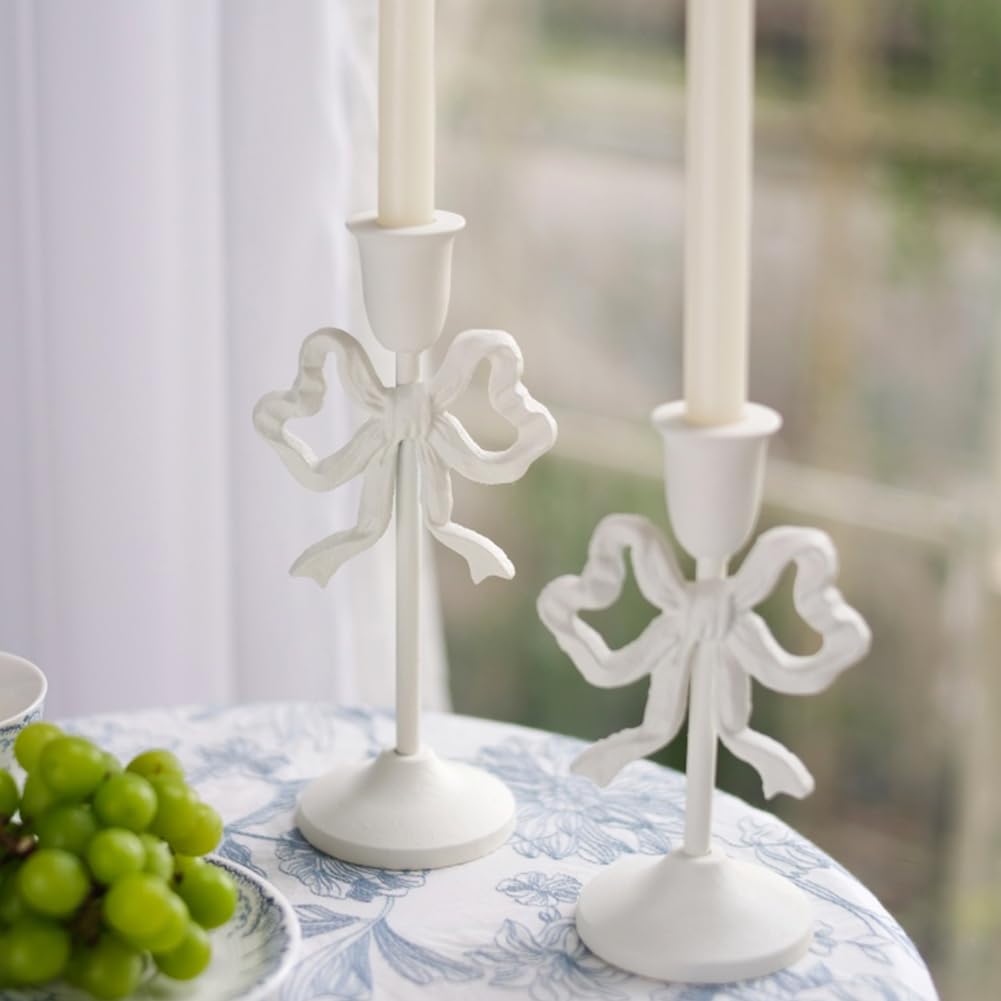 Vassoio Bianco Fiocco-Nodo Ferro portacandele Conico Set di 2, portacandele a Colonna portacandele Decorativo da Pranzo, Festa (Bianco-S + Bianco-L (2 Pezzi))