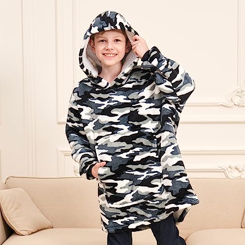FZOSM Game Controller Sherpa-Lined Kids' Wearable Blanket Hoodie (Grey-Camo) — view 2