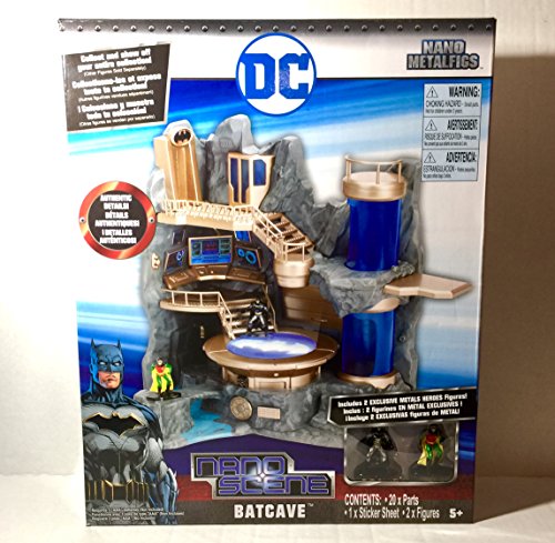 DC Comics Nano Metalfigs Nanoscene Batcave Collectors Enviroment (23Piece)
