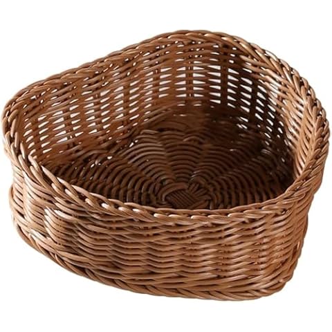 Rattan Woven Basket Heart Shaped Wicker Basket Gift Basket Candy Wicker Basket for Wedding Birthday Party Favor Cover