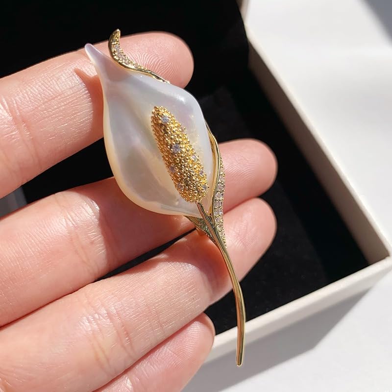 Image of Pearl Flower Brooch and Pins for Women Large Gold Luxury Elegant Pin Christmas Gift Jewelry
