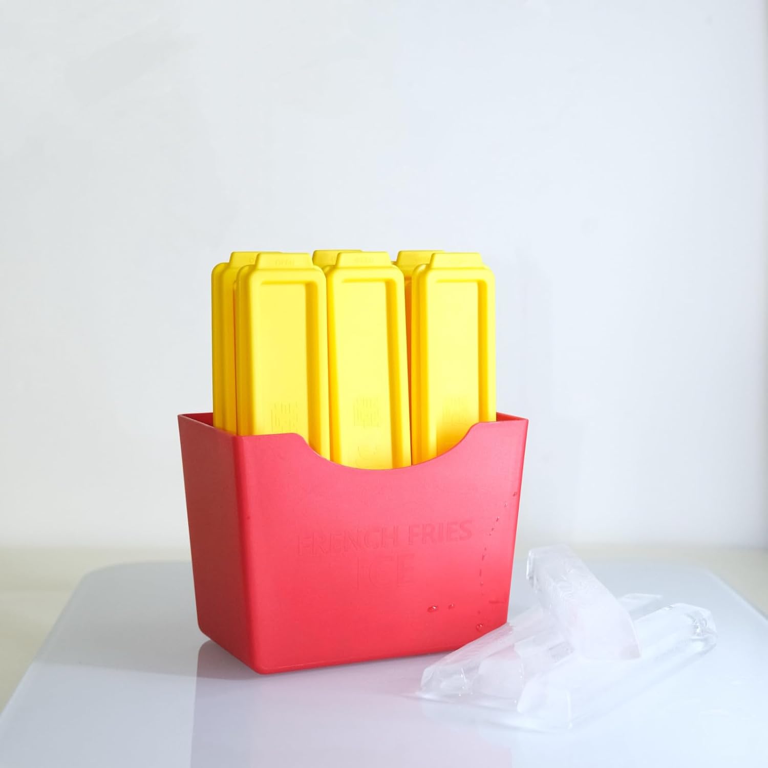 French Fries Ice Cube Tray with Magnetic Storage Box – 6-Cavity Large Ice Molds for DIY Fun, Fits Bottles, Food-Grade BPA-Free, Easy Release & Fridge Organizer
