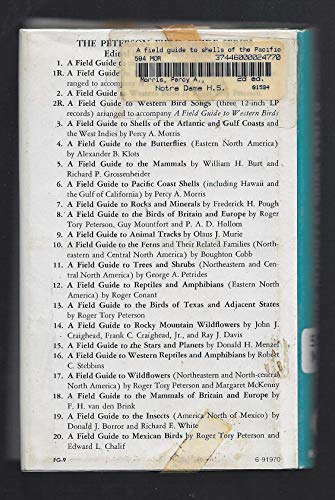 Pacific Coast Shells, Including Shells of Hawai... 0395080290 Book Cover