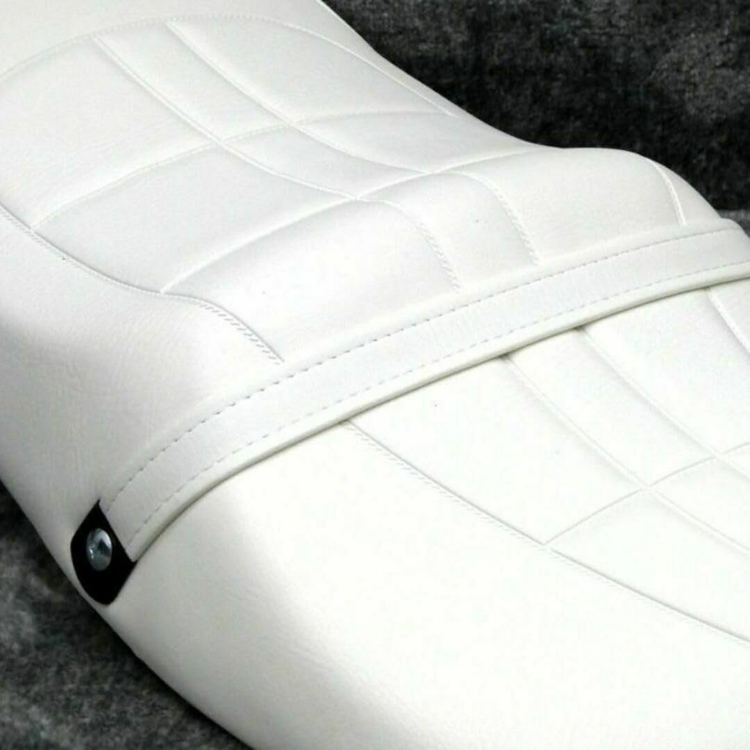 ゼファーΧ白Z2仕様シート/白皮 アンコ抜き 完成品