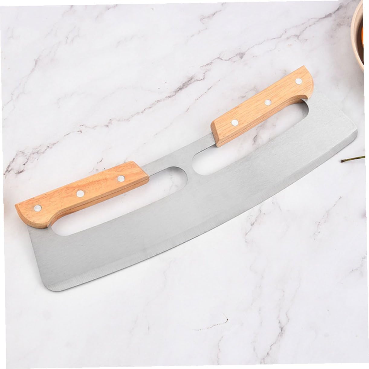 Practical Semicircle Pizza Cutter with Wooden Handle Stainless Steel Kitchen Gadget for Slicing Pizza Cheese Noodles Comfortable Grip Rust-resistant for Home Cooking