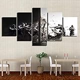 Es gibt zwei Optionen: A und B. A- Mit Rahmen: Galerie umrahmt und gestreckt, fertig zum Aufhängen. An jedem Holzinnenrahmen ist bereits ein starker Haken zum einfachen Aufhängen aus der Box befestigt. B- Kein Rahmen: Die Leinwand ohne Rahmen ist nur HD-Druck auf der 5-teiligen Leinwand.