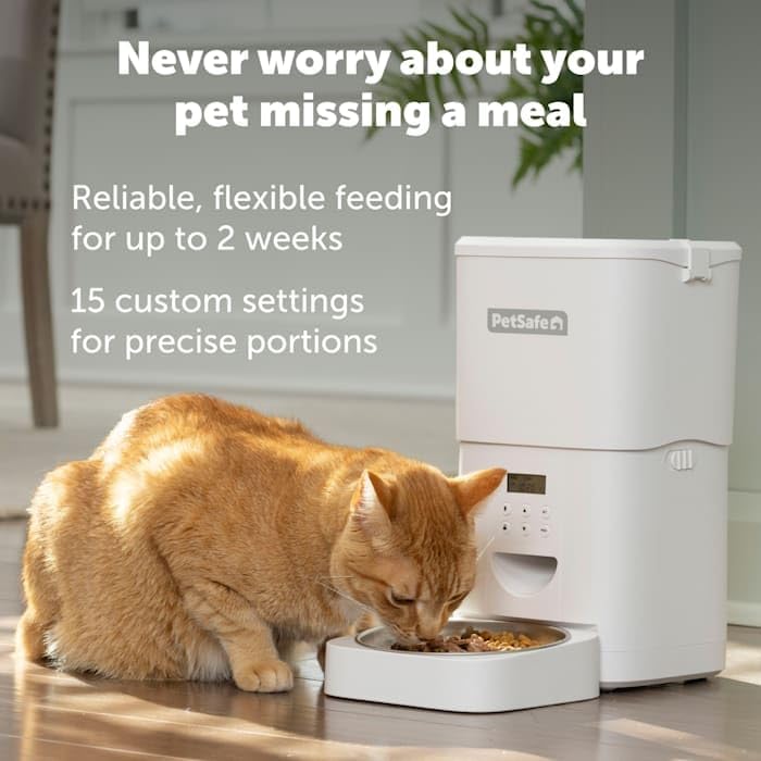 PetSafe Timed Cat and Small Dog Feeder with Portion Control FlexFeed Automatic Pet Feeder 8 Cups/2L White 4 lbs.
