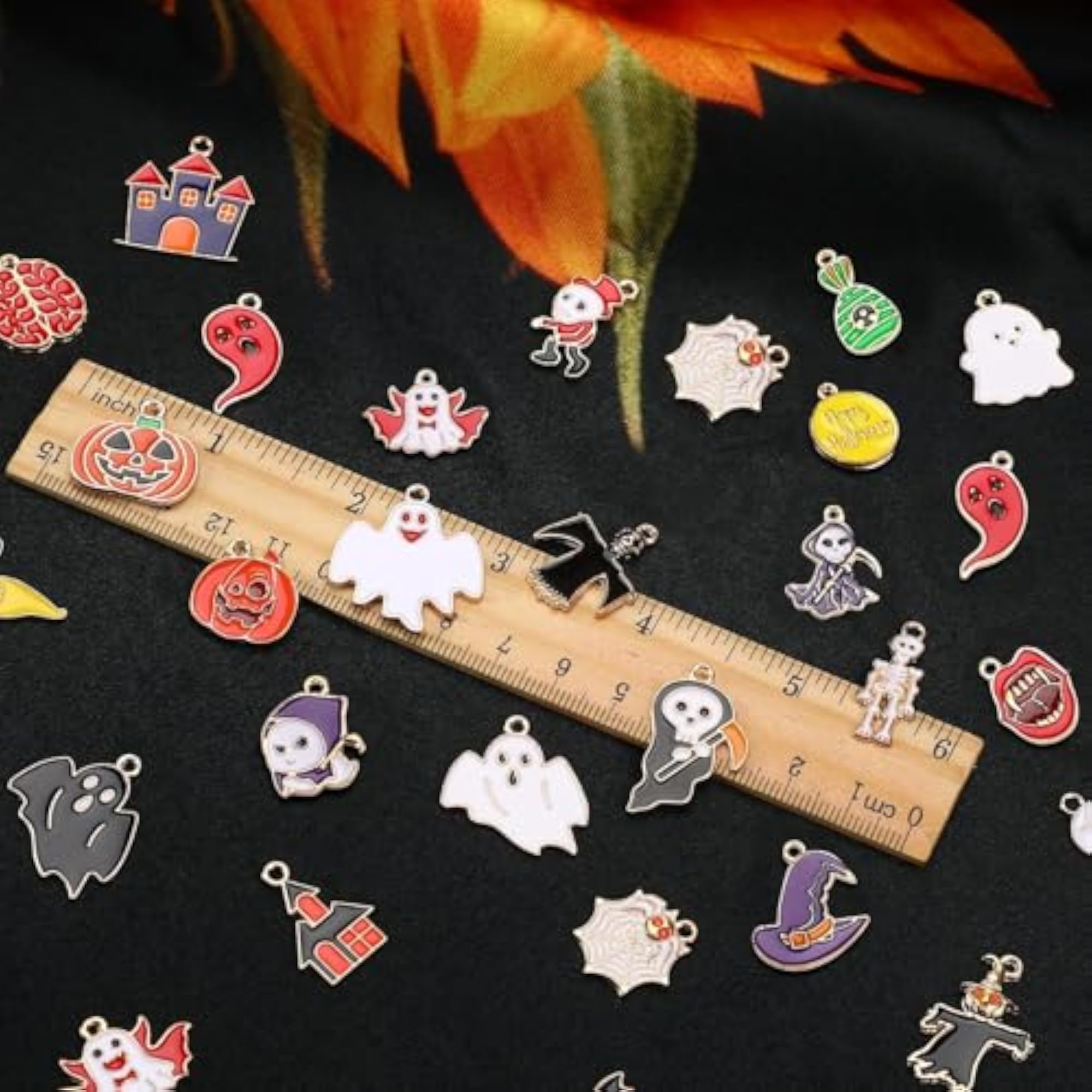 110 Pieces Halloween Charms Gold Enamel for DIY Crafts