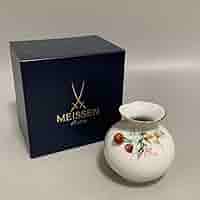 美品⭐️マイセン　波の戯れ　チェリー　花瓶　フラワーベース Amazon.co.jp: MEISSEN マイセン 波の戯れ 花瓶 フラワーベース