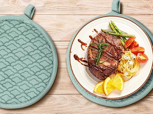 Tuff4ever Pot Holders Oven Mitts 2-in-1 with Non-Slip Silicone Grip, Heat Resistant Hot Pads for Kitchen Baking Cooking 8 Inches 2 Pcs - Green