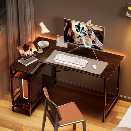 【美品】L字型パソコンデスク ディスプレイ棚付き( ブラウン) Amazon | DEWEL L字型デスク 収納ラック付き 幅130 モニタアーム対応