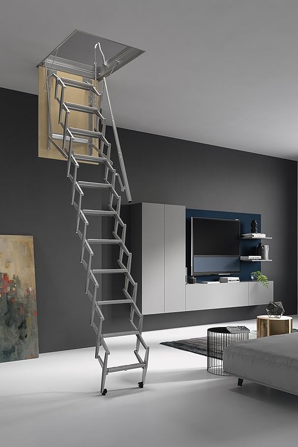PER SOFFITTA: La scala retrattile per soppalco è ideale per accedere a spazi aggiuntivi in casa, come ripostigli o cabine armadio, in modo comodo e sicuro.