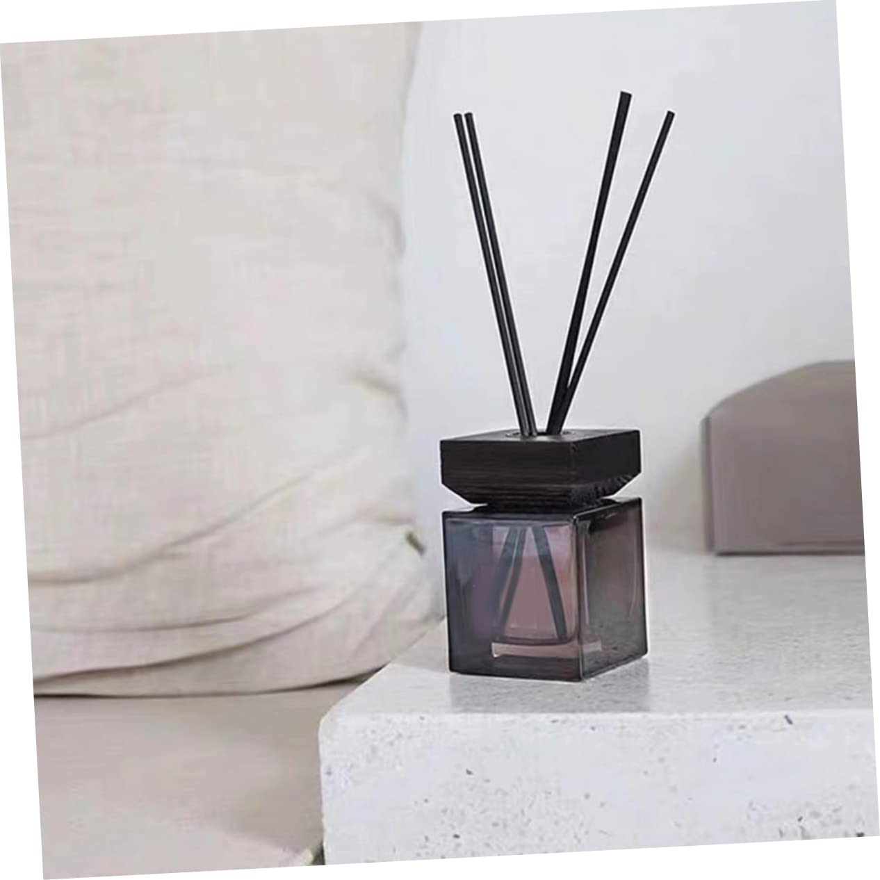 Ciieeo 2 Sätze Diffuser Flakon Set Quadratisch mit Weißem Buchenholzdeckel und Rattanstäbchen Nachfüllbarer Aromatherapie Raumduft Natürlicher Duftspender für Wohnzimmer Schlafzimmer