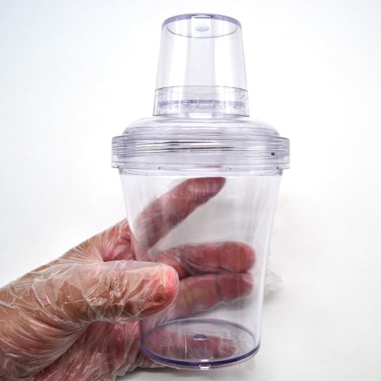 FUJIDENSO 2 Pack Leakingproof & Shatterproof 3-Piece Plastic Cocktail Martini Shaker with Threaded Screw Top & Premium Silicon Gasket & Built In Strainer with Straw Hole/20 Ounce