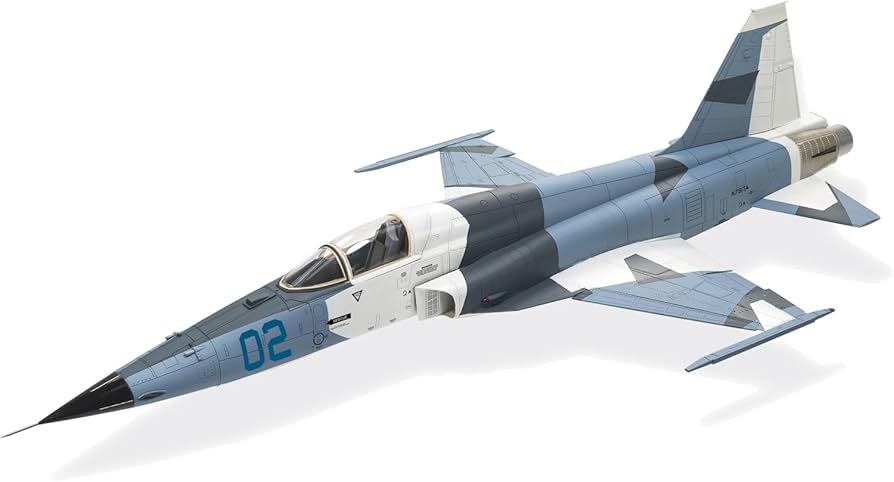 Amazon | AFVクラブ(AFV CLUB) 1/48 F-5AT アドバンスドタイガー