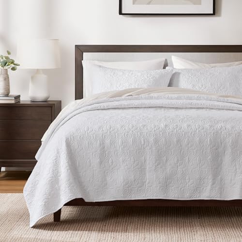 Image of Madison Park Luxurious Cotton Damask Quilt Set, 2PC Twin /Twin XL Bed Set